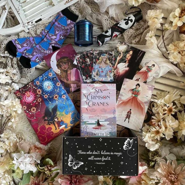 FairyLoot Six Crimson Cranes Blanket from September 2022 Box New York Mall